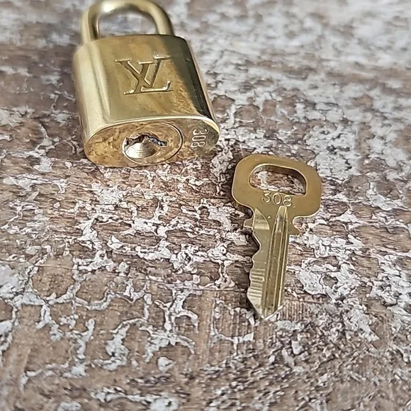 Louis Vuitton Lock and Key 308